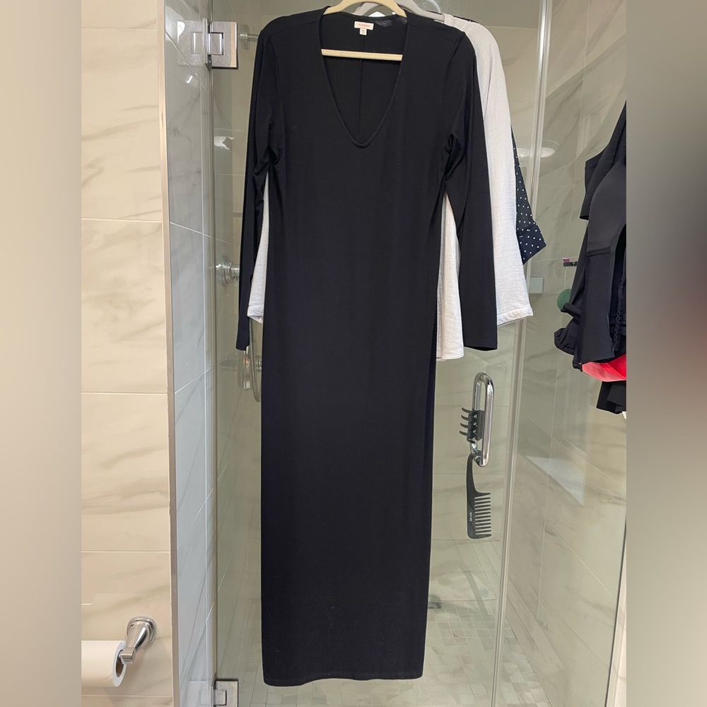 Cuyana long black dress with stretch